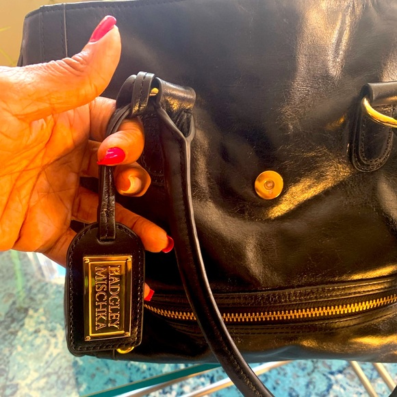 ✨BADGLEY MISCHKA✨ Black Leather Handbag - Picture 5 of 9